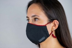 Mascarillas  antivirus, acabado Viroblock®, 01 lisa con ribete y gomas rojo