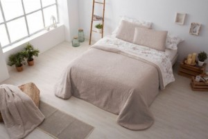 Edredón con pelito, super suave, diseño 439 color Beige