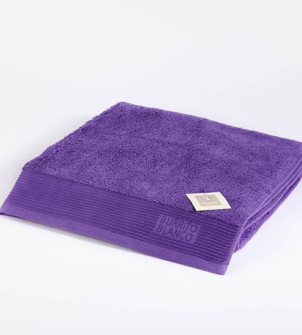 Toalla lisa suelta violeta 50