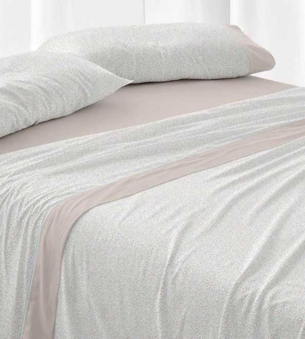Juego de sábanas color beige diseño floral 549