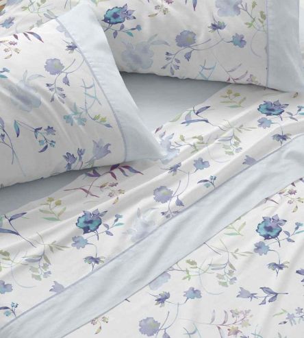 Juego de sábanas color azul diseño floral 144