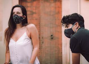 Mascarillas antivirus lisas adulto
